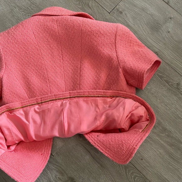 SOLD-Authentic Vintage Chanel tweed jacket size xs - Picture 3 of 16